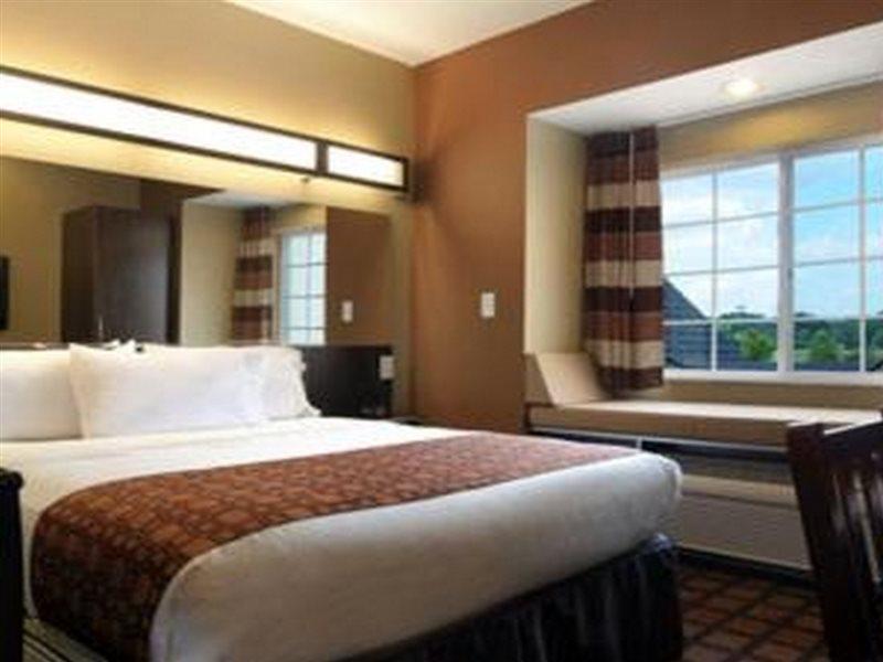 Microtel By Wyndham Perry National Fairground Area I-75 Kültér fotó