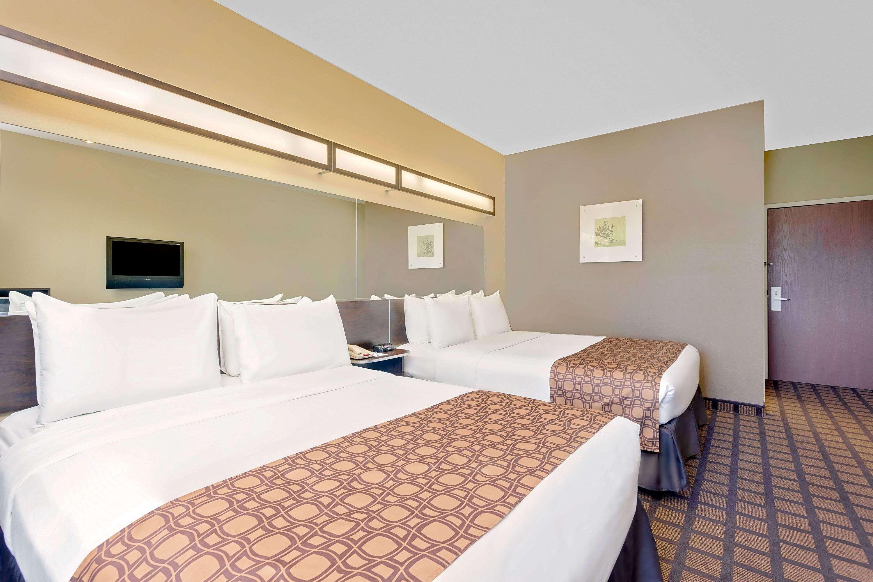Microtel By Wyndham Perry National Fairground Area I-75 Kültér fotó
